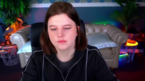 Snapshot of kristifoxy chatting on 04/12/26, 05:12 kristifoxy online show from 04/12/26, 05:12