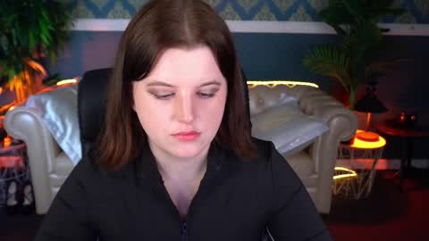 Snapshot of kristifoxy chatting on 04/24/26, 12:18 kristifoxy online show from 04/24/26, 12:18