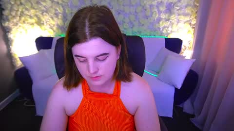 Snapshot of kristifoxy chatting on 05/15/26, 01:51 kristifoxy online show from 05/15/26, 01:51
