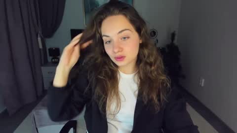 Kristina online show from 01/19/25, 04:14