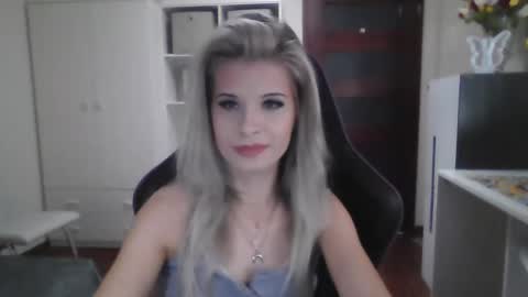 KristineAmore online show from 10/06/25, 07:06