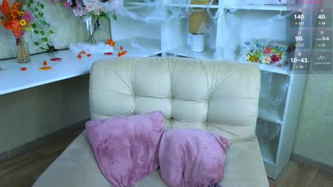 Sofia online show from 10/24/25, 01:13