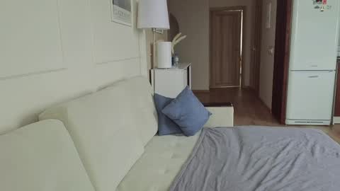 Snapshot of kristinesmith chatting on 04/05/26, 04:42 Kristi online show from 04/05/26, 04:42