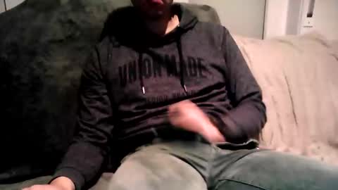 Snapshot of kristoffer220 chatting on 03/08/25, 08:03 kristoffer220 online show from 03/08/25, 08:03