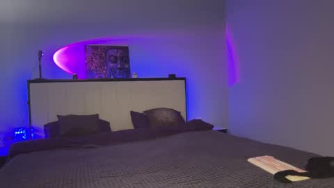 Kristi online show from 02/26/25, 06:04