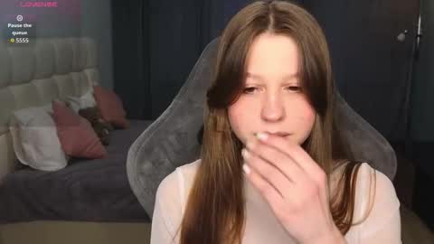 Snapshot of kristybell chatting on 03/20/26, 10:20 Kristy online show from 03/20/26, 10:20