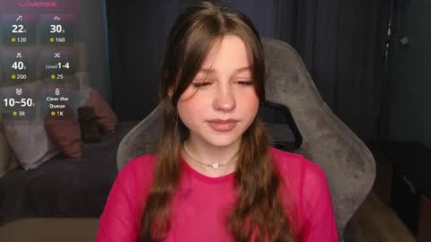 Snapshot of kristybell chatting on 04/14/26, 07:14 Kristy online show from 04/14/26, 07:14