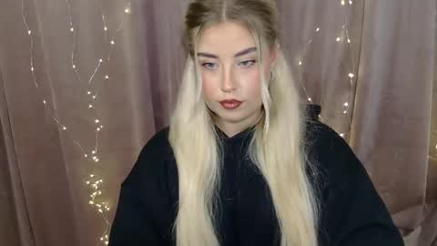 KristyFlowers online show from 12/15/24, 07:31