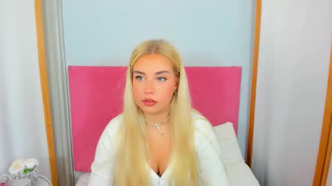 KristyFlowers online show from 02/02/25, 06:15