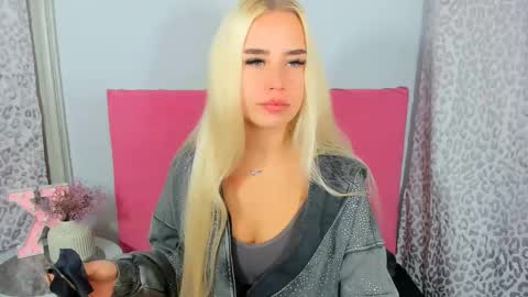 KristyFlowers online show from 10/22/25, 07:19