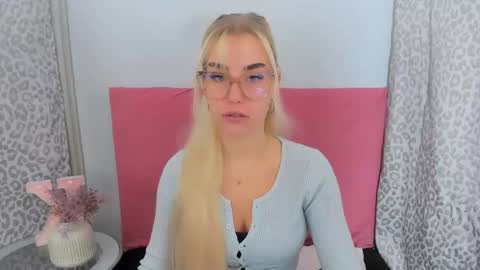 KristyFlowers online show from 11/23/25, 06:13