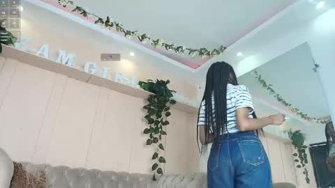 Cristina online show from 09/21/25, 07:37