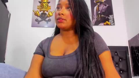 Snapshot of krixtybrown chatting on 01/10/26, 09:05 krixty online show from 01/10/26, 09:05