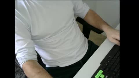 Snapshot of krocr_iras chatting on 12/15/24, 04:59 Lucas  Edu online show from 12/15/24, 04:59