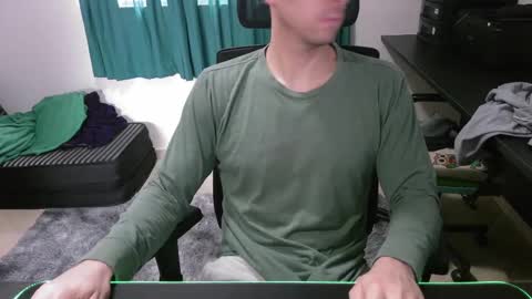 Snapshot of krocr_iras chatting on 11/02/25, 05:59 Lucas Edu online show from 11/02/25, 05:59