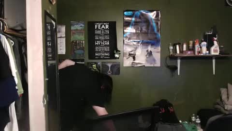 Snapshot of kronikchaos chatting on 12/09/24, 06:55 kronikchaos online show from 12/09/24, 06:55