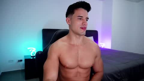 Snapshot of krops_ chatting on 02/21/25, 10:50 KROPS online show from 02/21/25, 10:50