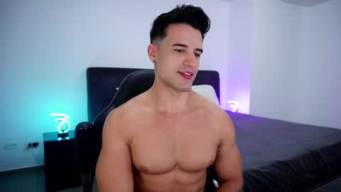 Snapshot of krops_ chatting on 03/10/25, 04:38 KROPS online show from 03/10/25, 04:38