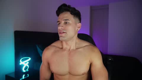 Snapshot of krops_ chatting on 01/19/26, 01:42 KROPS online show from 01/19/26, 01:42