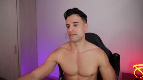 Snapshot of krops_ chatting on 03/30/26, 08:21 KROPS online show from 03/30/26, 08:21