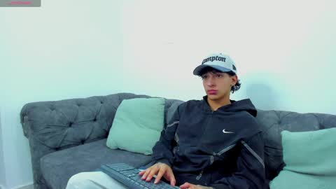 Kroy Wave  Muscle Tattoos Latino online show from 06/01/26, 03:41