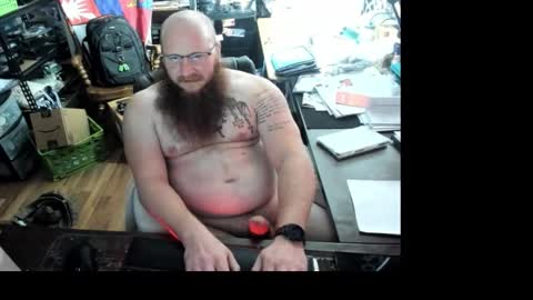 Snapshot of krugdd chatting on 10/23/25, 07:12 Krug online show from 10/23/25, 07:12