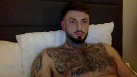 Snapshot of krxt13 chatting on 11/25/25, 09:59 krxt13 online show from 11/25/25, 09:59