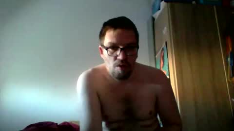 Snapshot of kryptoni18435 chatting on 02/03/26, 02:44 Tommy online show from 02/03/26, 02:44