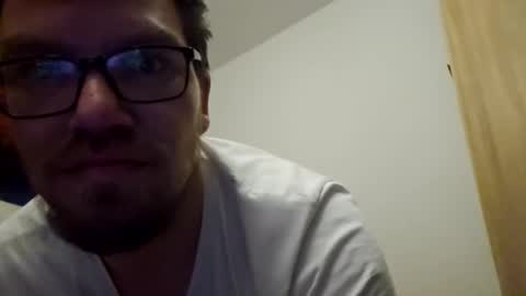 Snapshot of kryptoni18435 chatting on 03/04/26, 04:02 Tommy online show from 03/04/26, 04:02