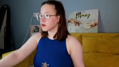 Snapshot of krysadapp chatting on 09/12/25, 06:46 Krys online show from 09/12/25, 06:46