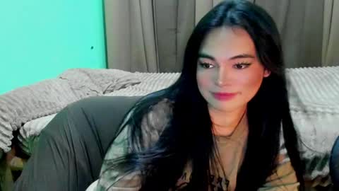 Snapshot of krystal_angel chatting on 06/05/26, 03:51 krystal_angel online show from 06/05/26, 03:51