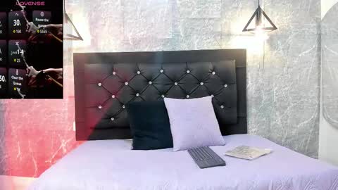 Kystal Taylor online show from 10/01/25, 11:27