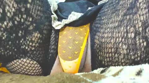 Snapshot of krystarxxx chatting on 03/17/26, 08:01 kryxtal online show from 03/17/26, 08:01