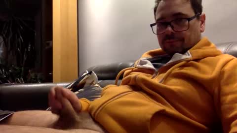 Snapshot of krzysztof1977 chatting on 03/20/26, 10:36 krzysztof1977 online show from 03/20/26, 10:36