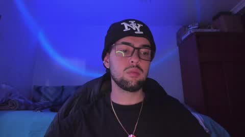 Snapshot of kssam772 chatting on 11/07/25, 10:10 Sam monitor de modelos independientes online show from 11/07/25, 10:10