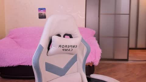 Snapshot of ksuhesa chatting on 03/27/26, 01:55 ksuhesa online show from 03/27/26, 01:55