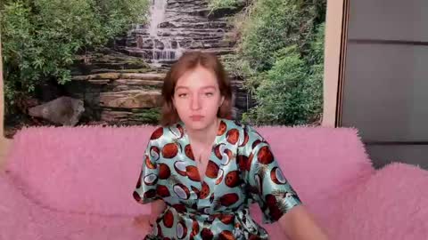 Snapshot of ksuhesa chatting on 04/16/26, 08:15 ksuhesa online show from 04/16/26, 08:15