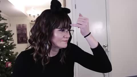 Snapshot of ktrichards77 chatting on 01/10/26, 01:29 Cait online show from 01/10/26, 01:29