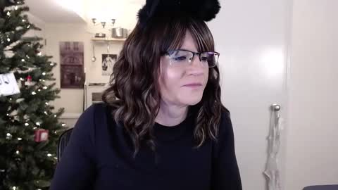 Snapshot of ktrichards77 chatting on 01/11/26, 10:48 Cait online show from 01/11/26, 10:48