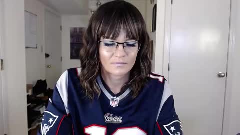 Snapshot of ktrichards77 chatting on 02/09/26, 12:14 Cait online show from 02/09/26, 12:14