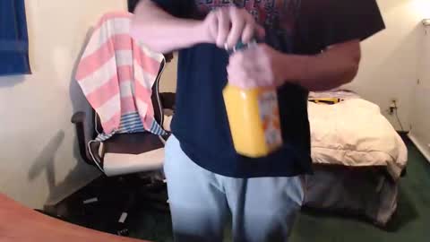 Kuggy online show from 12/04/25, 11:57