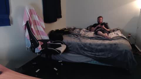 Snapshot of kuggy570 chatting on 04/21/26, 10:45 Kuggy online show from 04/21/26, 10:45
