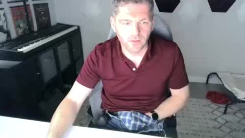 kuk_ online show from 12/05/25, 06:26