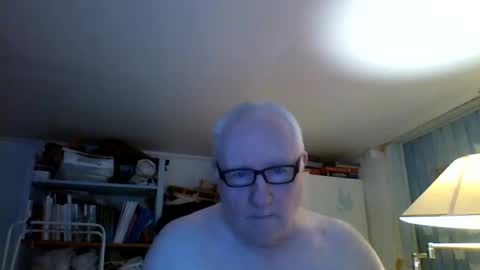 Snapshot of kukken18 chatting on 05/02/26, 08:52 Kukken18 online show from 05/02/26, 08:52