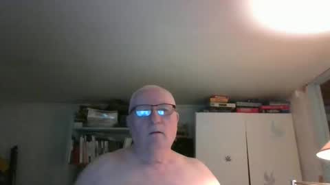 Snapshot of kukken18 chatting on 05/20/26, 07:09 Kukken18 online show from 05/20/26, 07:09