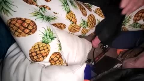 kumnnkevsuks4 online show from 02/05/25, 11:12