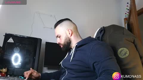 Snapshot of kumonass chatting on 02/20/25, 07:23 kumonass online show from 02/20/25, 07:23