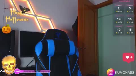 Snapshot of kumonass chatting on 10/31/25, 08:10 kumonass online show from 10/31/25, 08:10