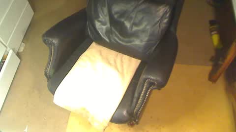 Snapshot of kumoncam01 chatting on 02/15/26, 10:28 kumoncam01 online show from 02/15/26, 10:28