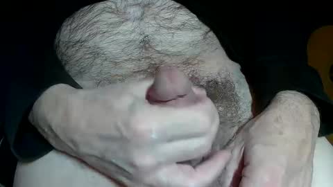 Snapshot of kumtimer chatting on 12/17/24, 04:45 kumtimer online show from 12/17/24, 04:45